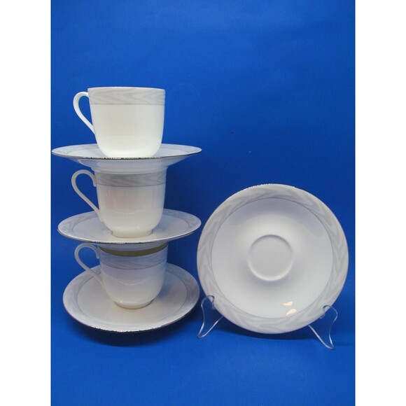 Mikasa Satin Moire Set Of 4 Saucers And 3 Footed Cups - Picture 11 of 16